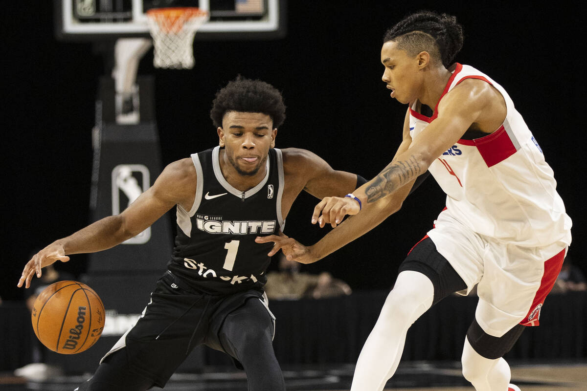 NBA G League IgniteÕs Jaden Hardy (1) drives past Agua Caliente Clippers Brandon Boston Jr ...