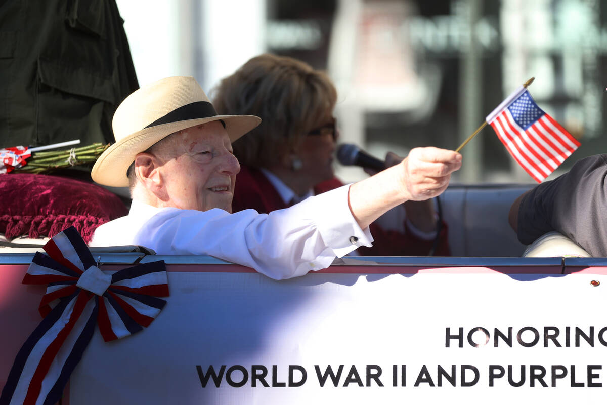 Las Vegas Mayor Carolyn Goodman, right, and her husband Oscar, participate during the Veterans ...