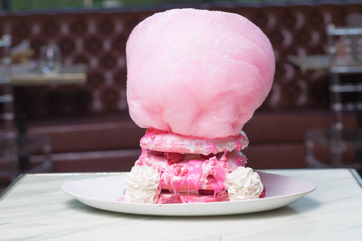 Cotton candy pancakes for brunch on the Las Vegas Strip Food