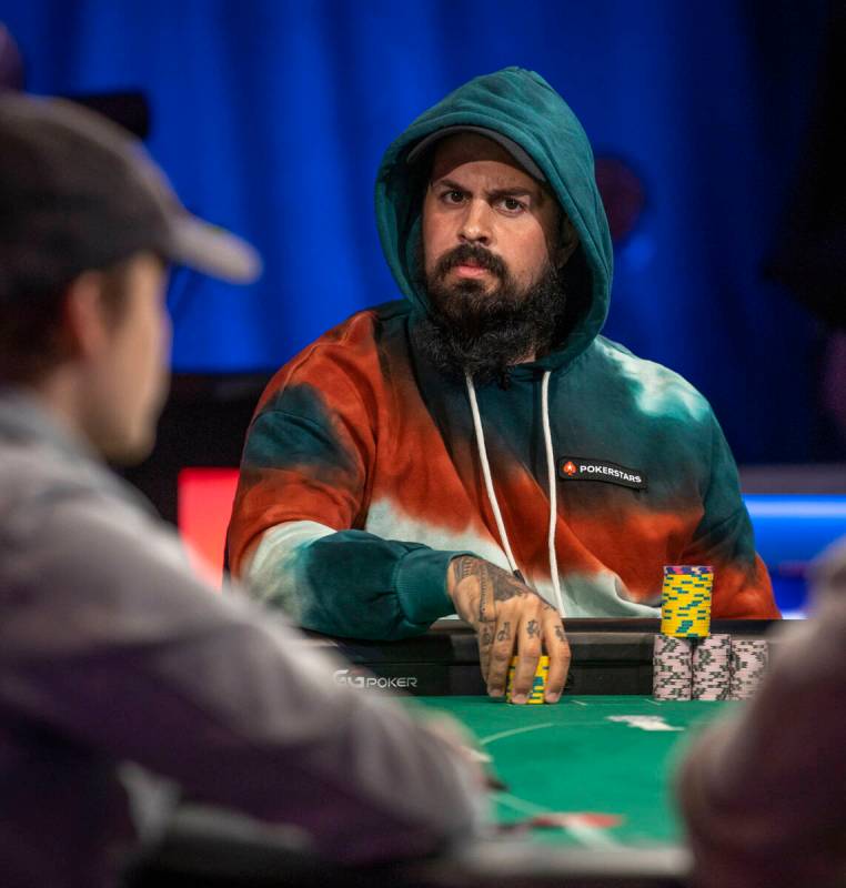 Alejandro Lococo looks to anotherÕs bet at the final table for the $10,000 buy-in Main Eve ...