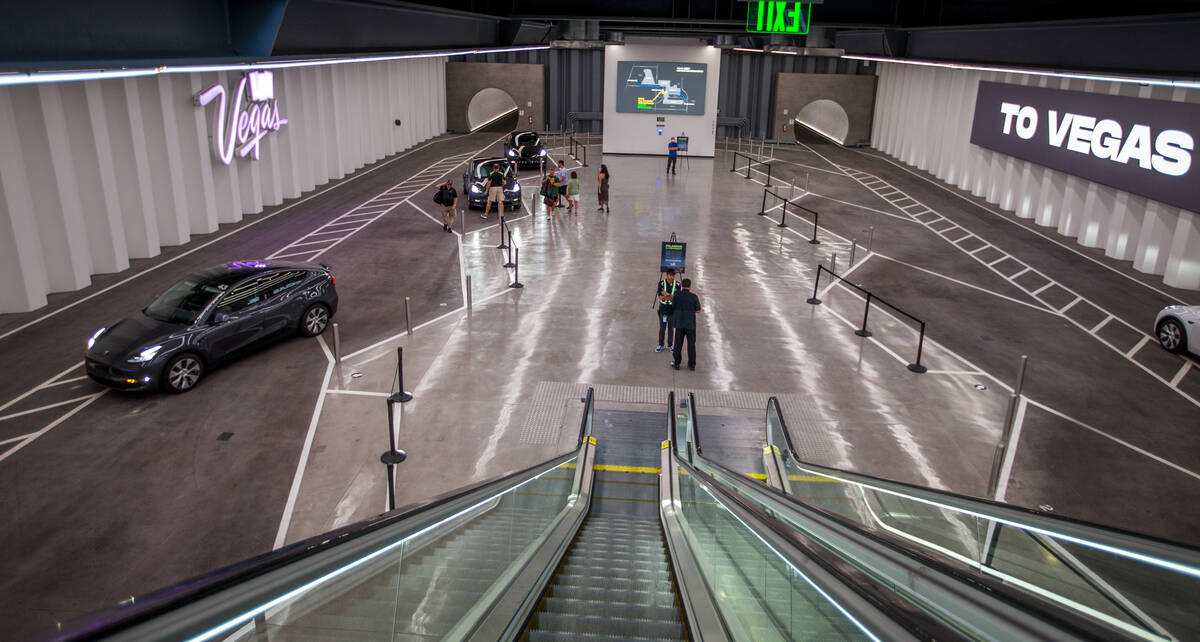 Inside the Las Vegas Loop: Transportation Game-Changer, or Complete Waste  of Time and Effort? 