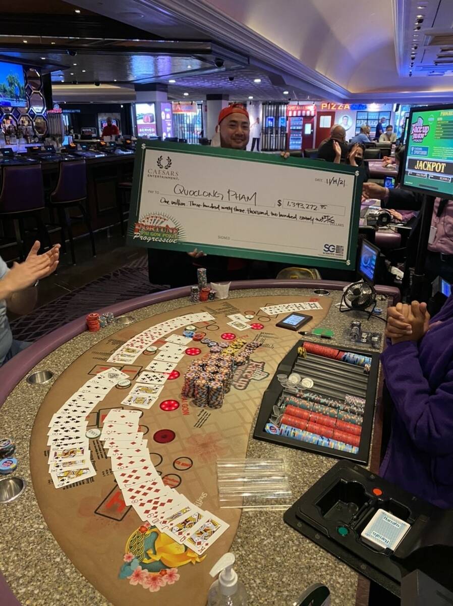 Quoclong Pham, from Vancouver, Washington, deed  a $1,393,273 jackpot connected  Sunday astatine  Harrah's Las V ...