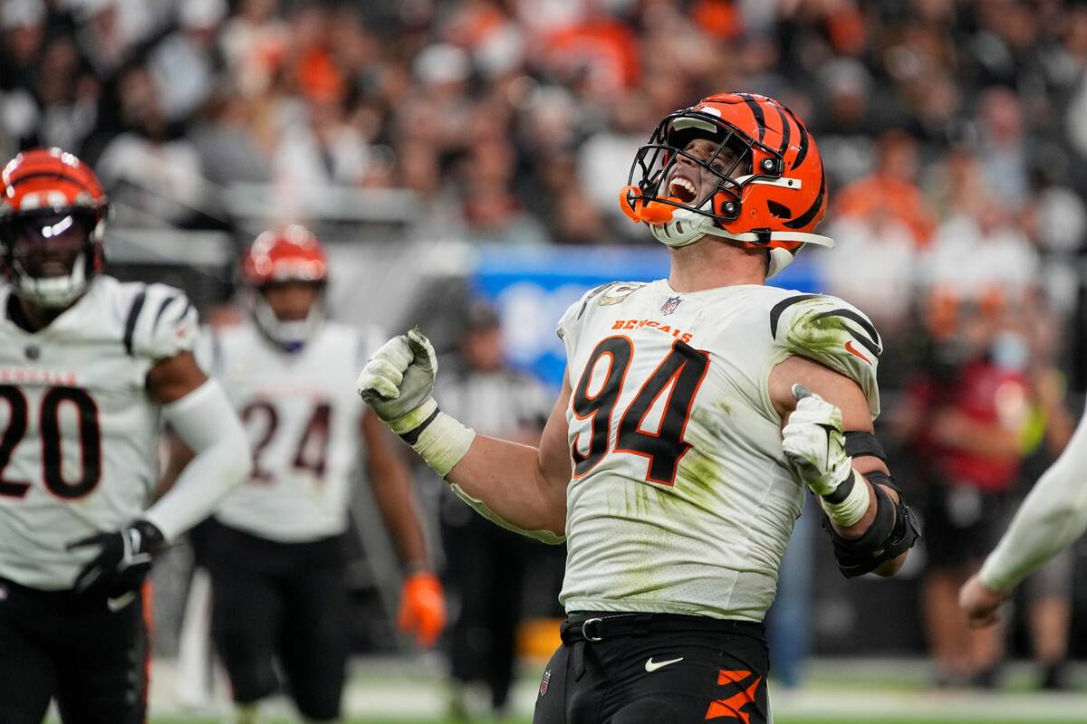 Cincinnati Bengals defensive end Sam Hubbard (94) celebrates after making a tackle against the ...