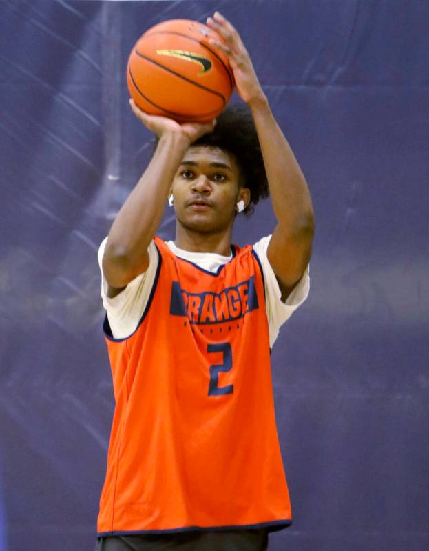 Keenan Bey shoots the ball during a basketball practice at Bishop Gorman High School, Friday, N ...