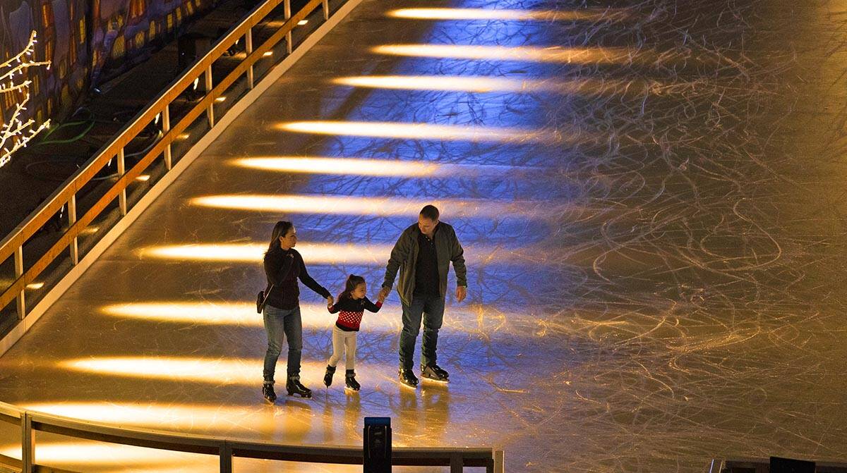 Ice skaters enjoy Enchant Christmas at Las Vegas Ballpark on Tuesday, Nov. 30, 2021, in Las Veg ...