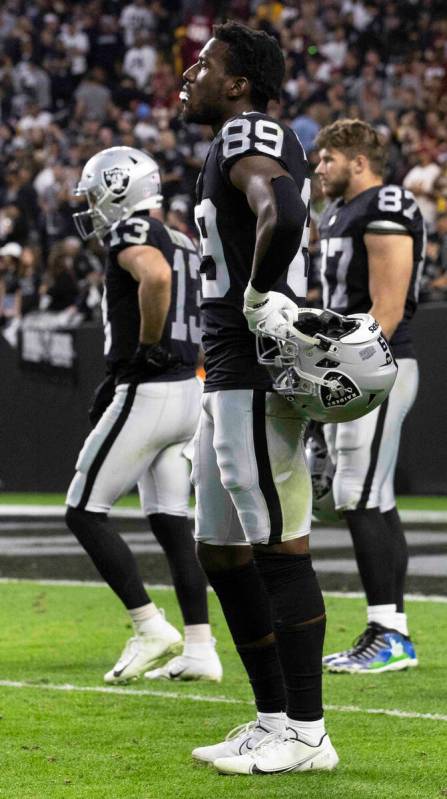Raiders wide receiver Bryan Edwards (89), Raiders tight end Foster Moreau (87) and Raiders wide ...