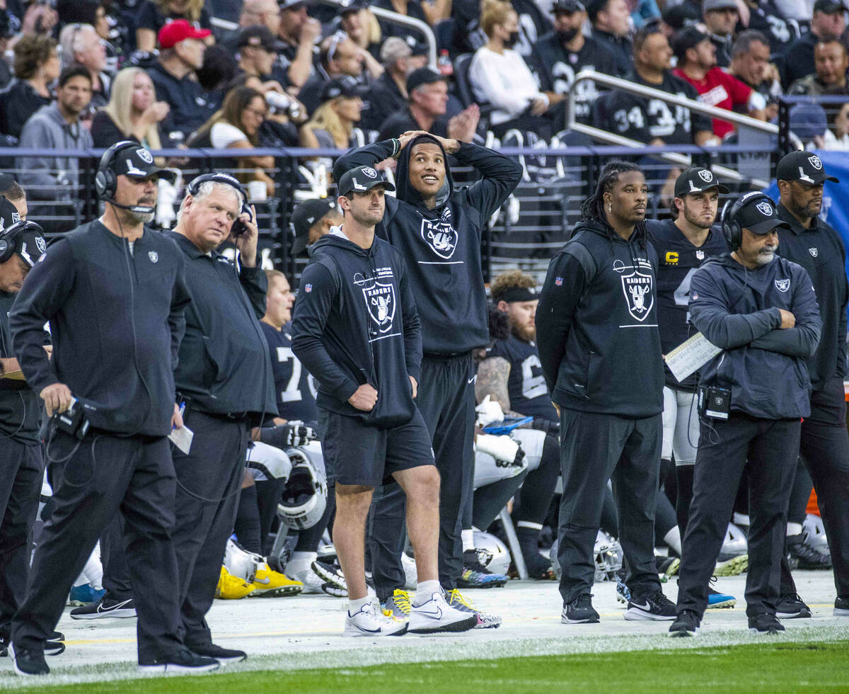 Raiders tight end Darren Waller (83) watches the game from the sidelines versus the Washington ...