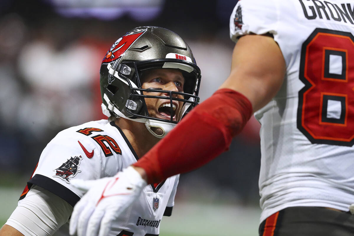 Las Vegas sportsbooks lose as heavy NFL favorites cover Todd Dewey