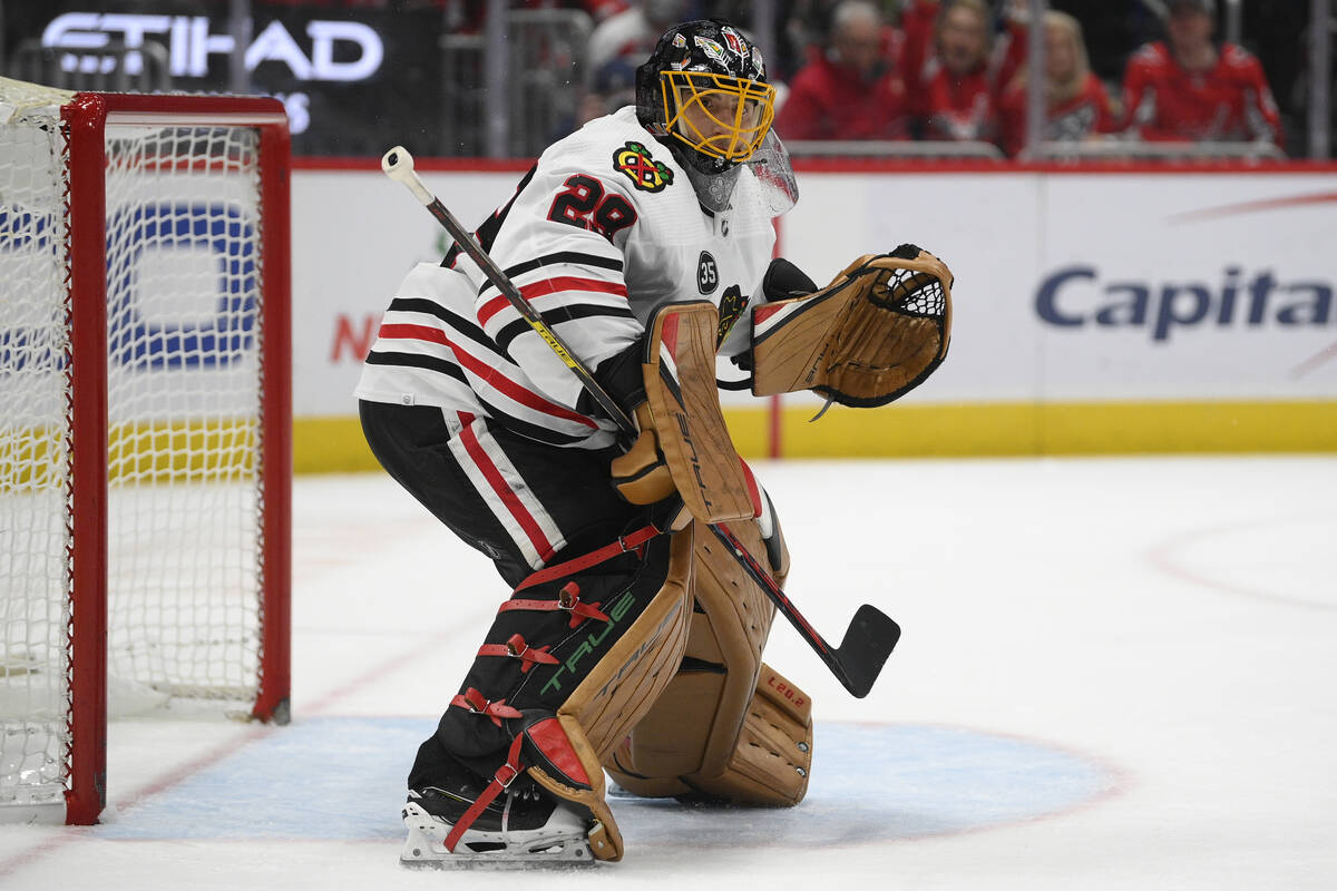 Chicago Blackhawks goaltender Marc-Andre Fleury (29) in action during the first period of an NH ...