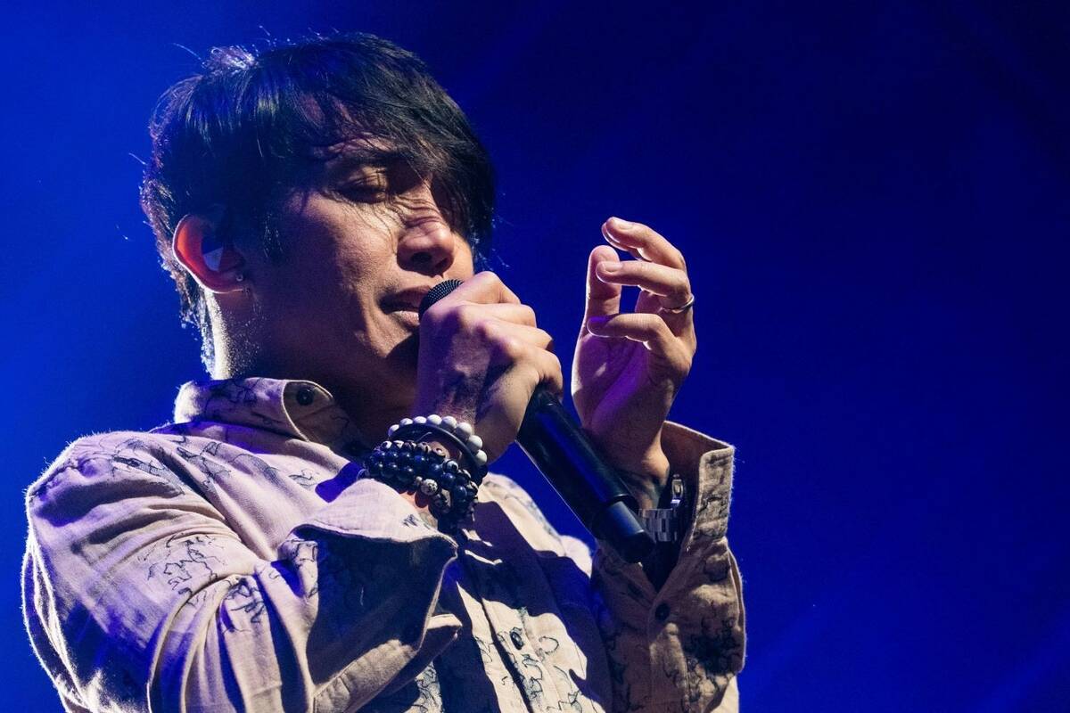 Journey Singer Arnel Pineda Says Fans Can Vote Him Out of