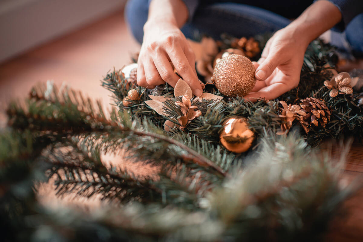 Add natural elements into holiday decorations | Home and Garden Add natural elements into holiday decorations | Home and Garden