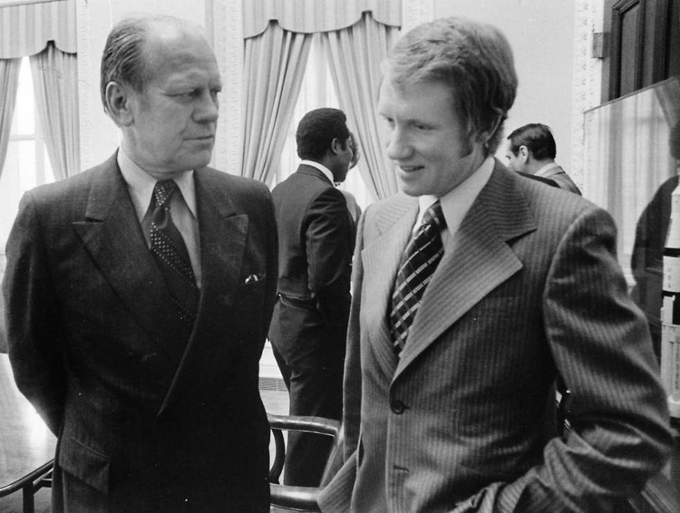 Harry Reid with Gerald Ford successful  this undated photo. (File Photo)