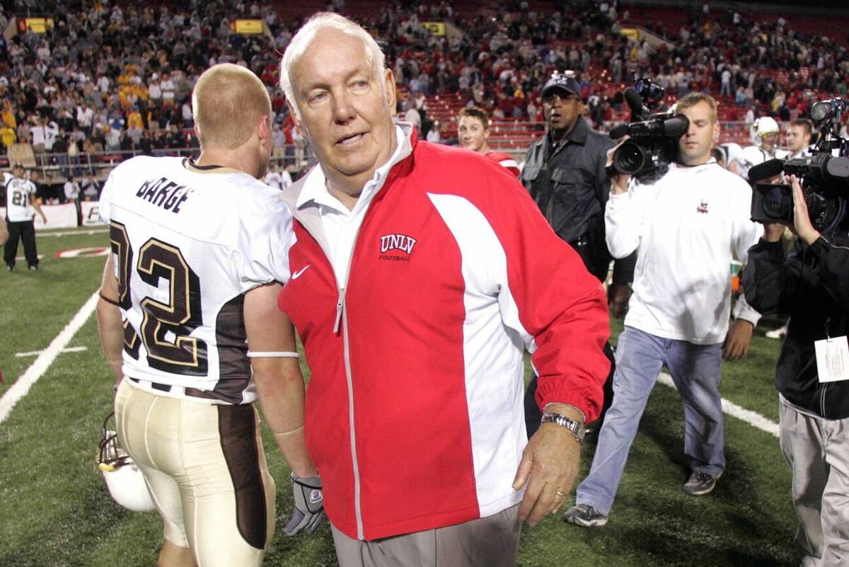 John Madden recalled as great coach, greater friend by John Robinson | Las Vegas Review-Journal John Madden recalled as great coach, greater friend by John Robinson | Las Vegas Review-Journal