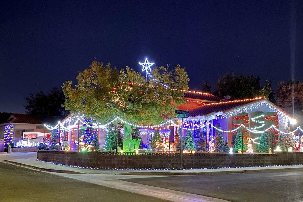 Holiday lights and displays are on the map, Local Las Vegas