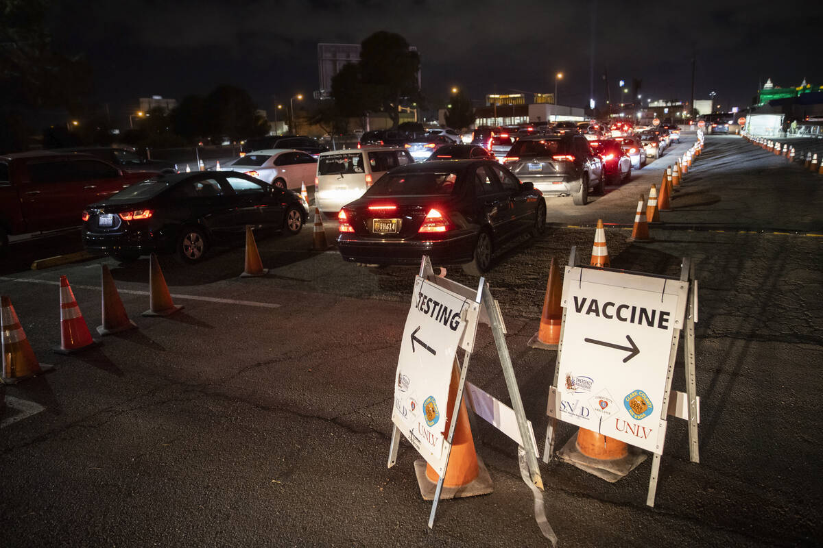 UNLV drive-through COVID-19 testing site shuts early as demand soars