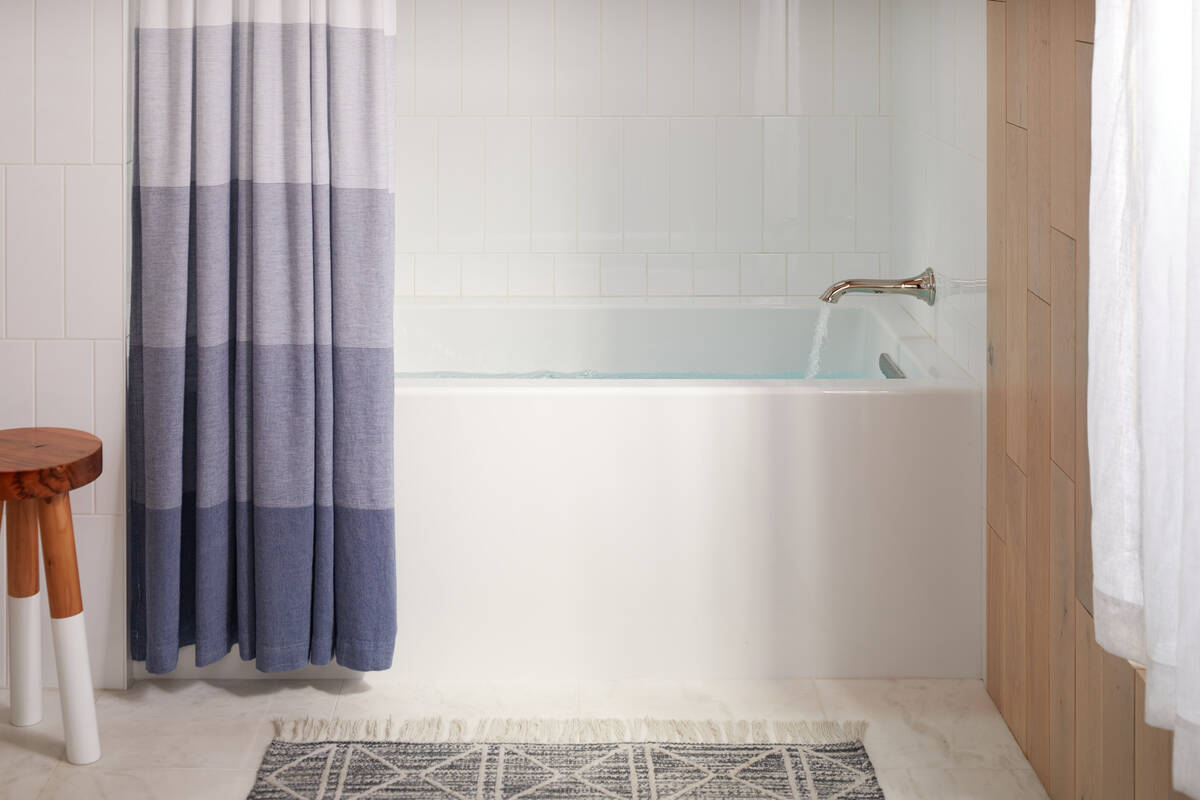 Kohler's PerfectFill bathtub draws a bath to the user's preferred temperature and depth. (Image ...