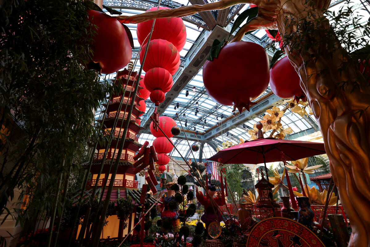 BELLAGIO HOTEL LAS VEGAS, LUNAR NEW YEAR 2022 AT THE CONSERVATORY