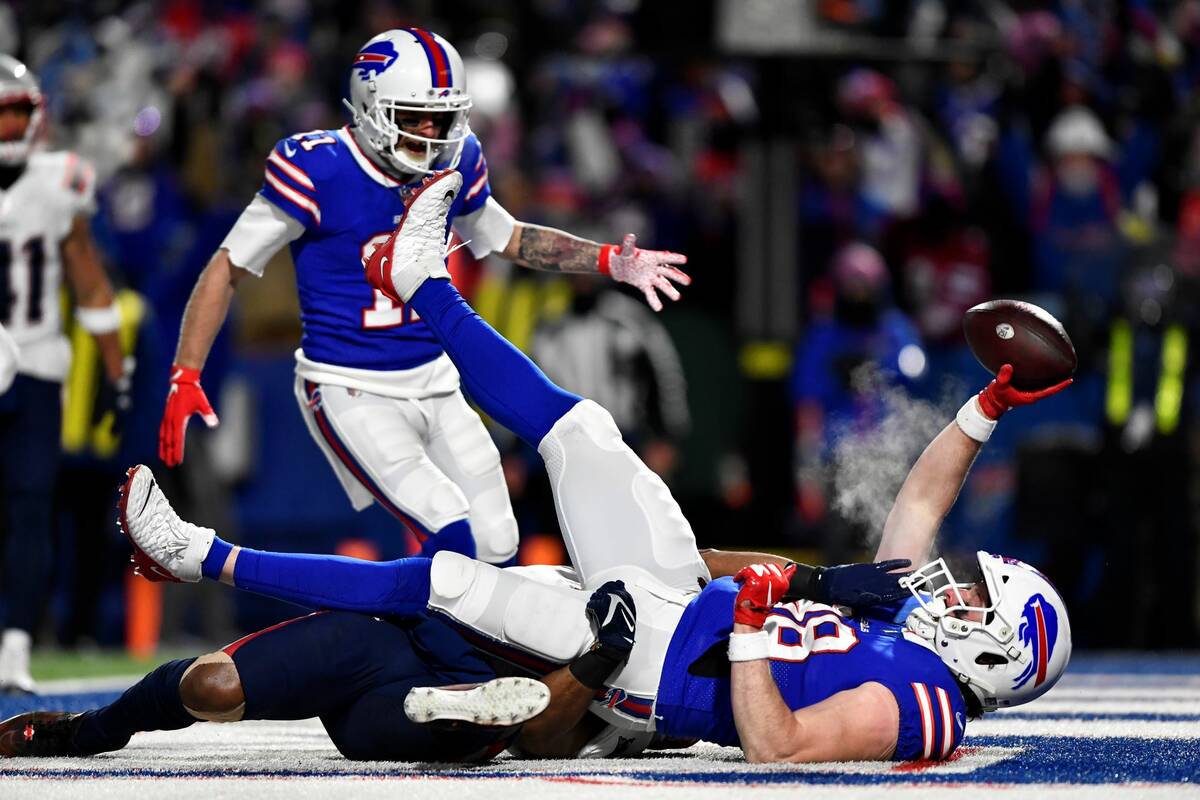 NFL BAD BEATS BLOG: Follow Raiders-Bengals, Patriots-Bills betting | Las  Vegas Review-Journal