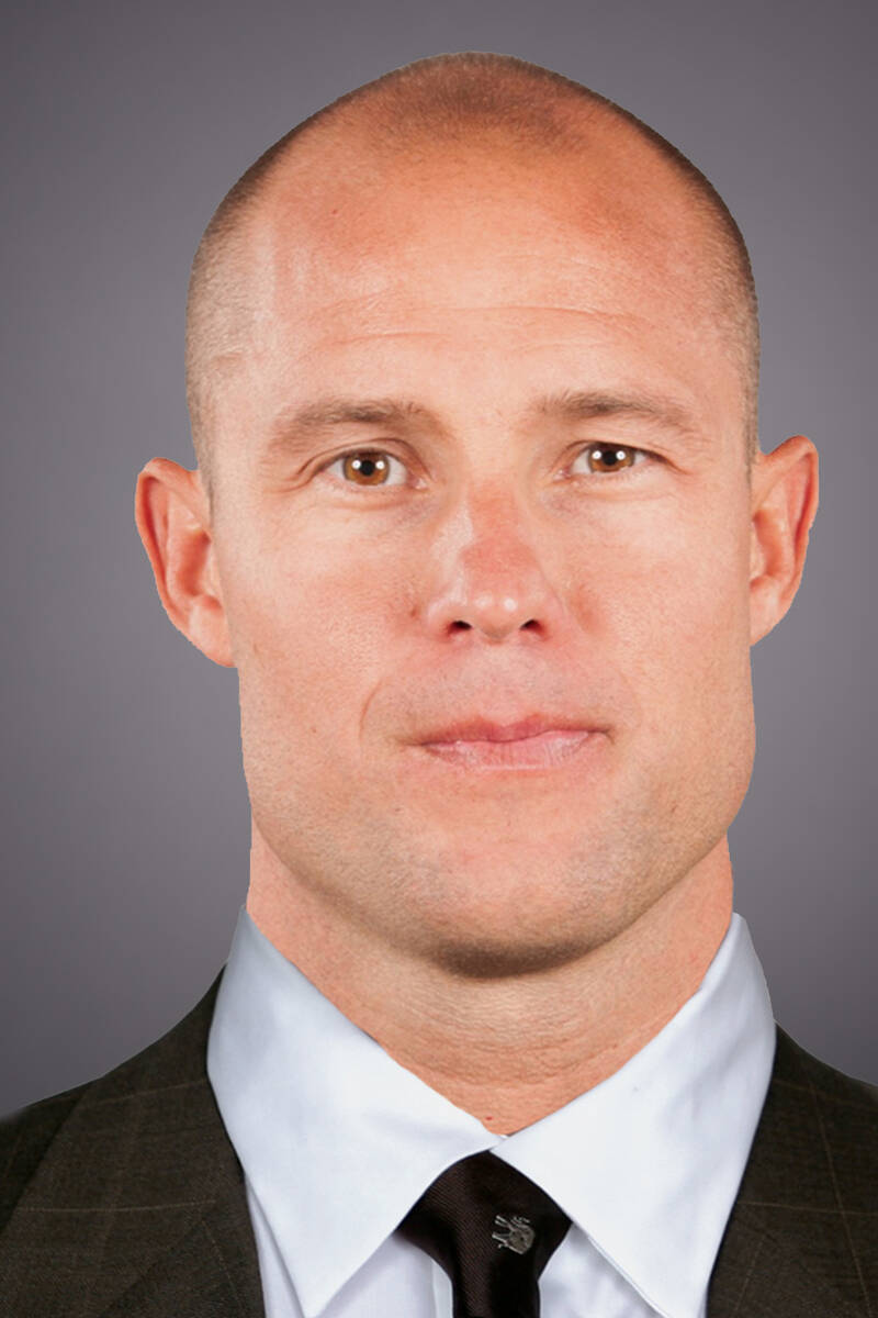 This is a 2017 photo of Ed Dodds of the Indianapolis Colts NFL football team. This image reflec ...