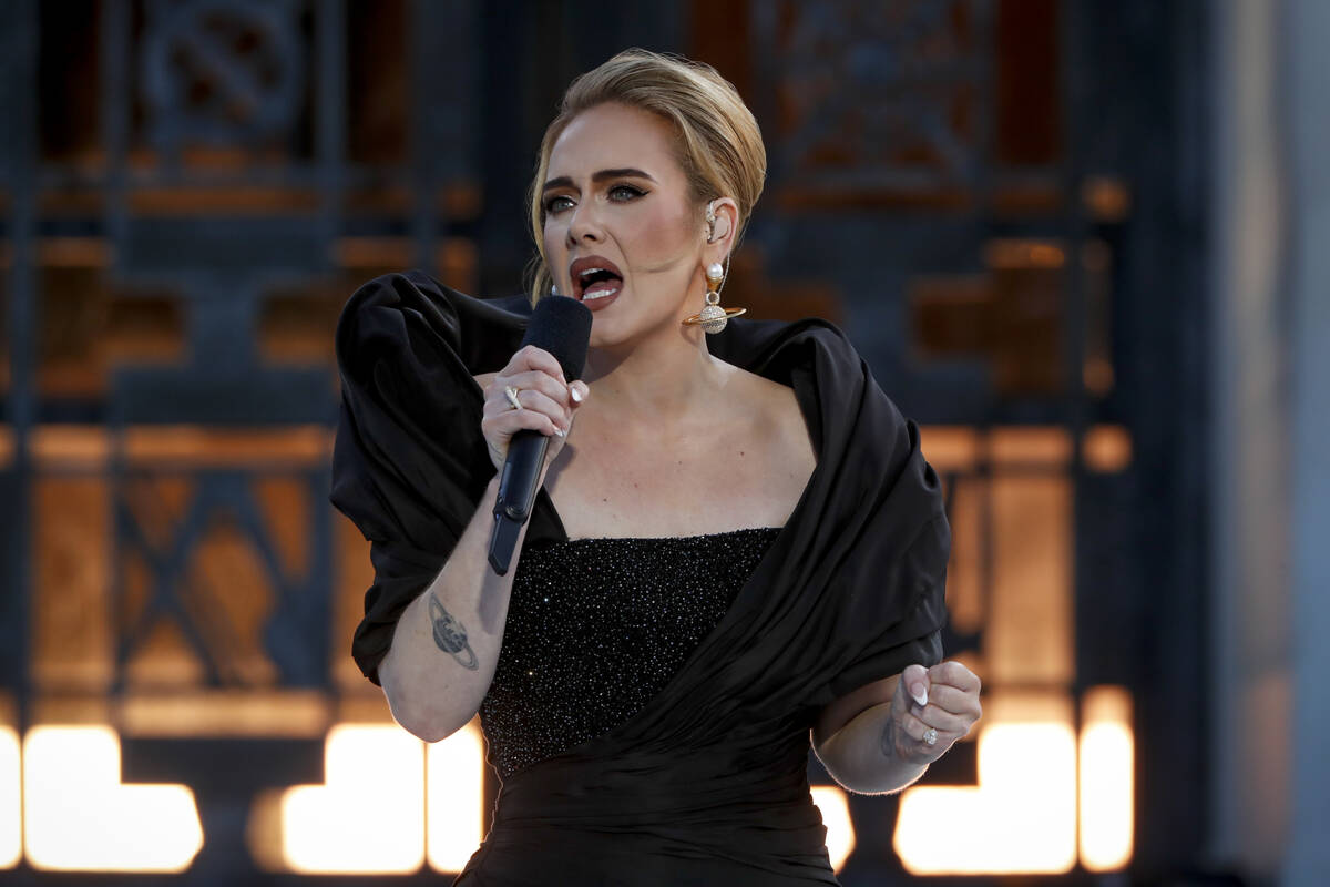 Adele performs at the Griffith Observatory in Los Angeles. (Cliff Lipson/CBS)