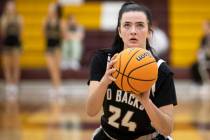 Desert Oasis’ Paige Parlanti (24) shoots a free throw in the second quarter during a gir ...