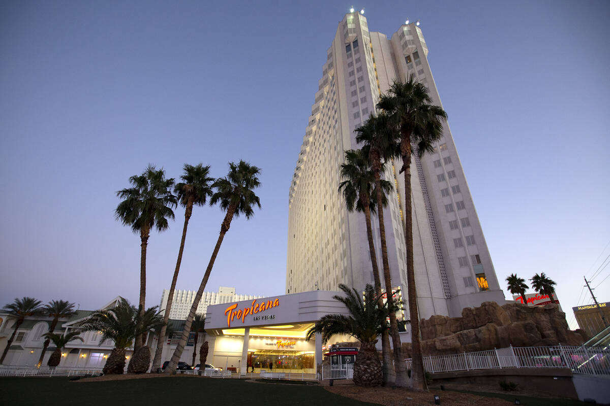 The Tropicana, a Relic on the Las Vegas Strip, Could Be Demolished - The New  York Times