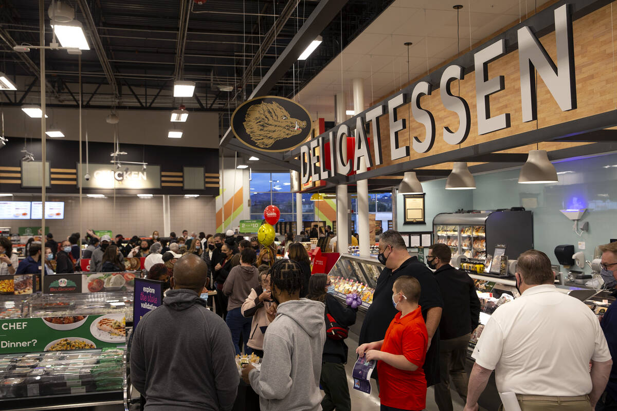 Hundreds attend a preview celebration for the new Smith’s Marketplace at 845 East Lake M ...