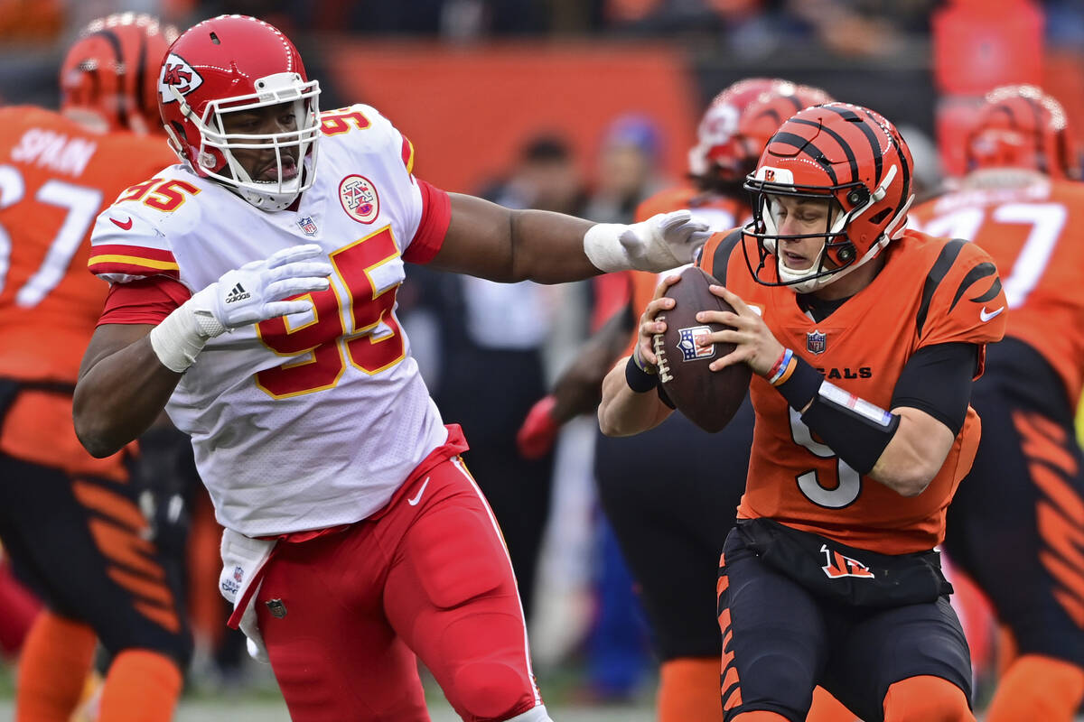 Chiefs lose high-energy game to Bengals