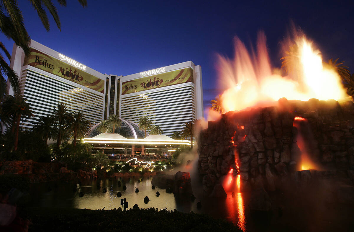 Mirage hotel-casino is shown on the Las Vegas Strip on Wednesday night, Nov. 18, 2009. (Review- ...