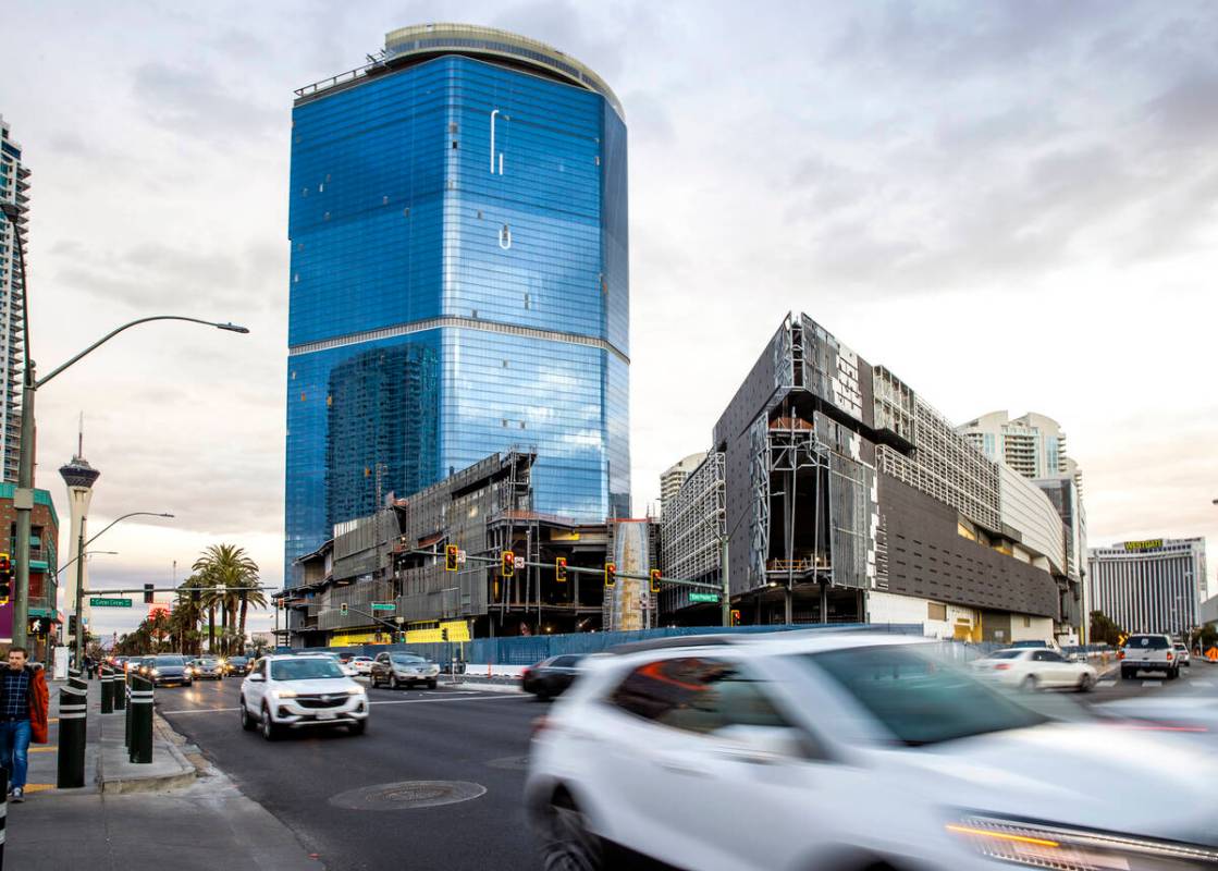 Exterior of the Fontainebleau Las Vegas on Wednesday, Dec. 29, 2021, in Las Vegas. (L.E. Baskow ...