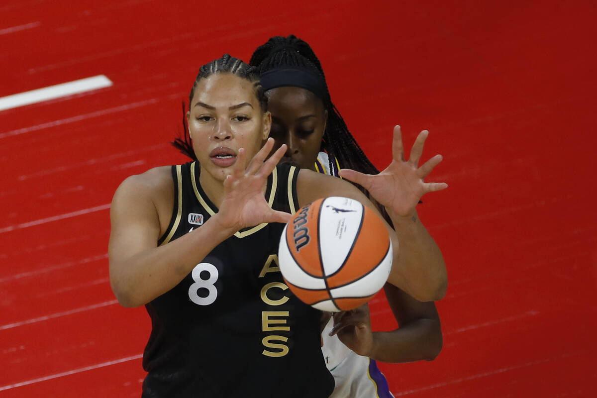 Liz Cambage critical of disparity in coach-player pay in WNBA | Las Vegas  Review-Journal