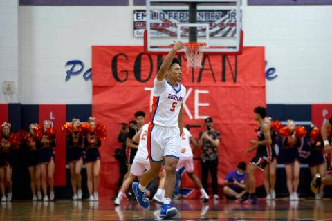 Bishop Gorman’s Darrion Williams (3) riles up the crowd after scoring against Liberty du ...