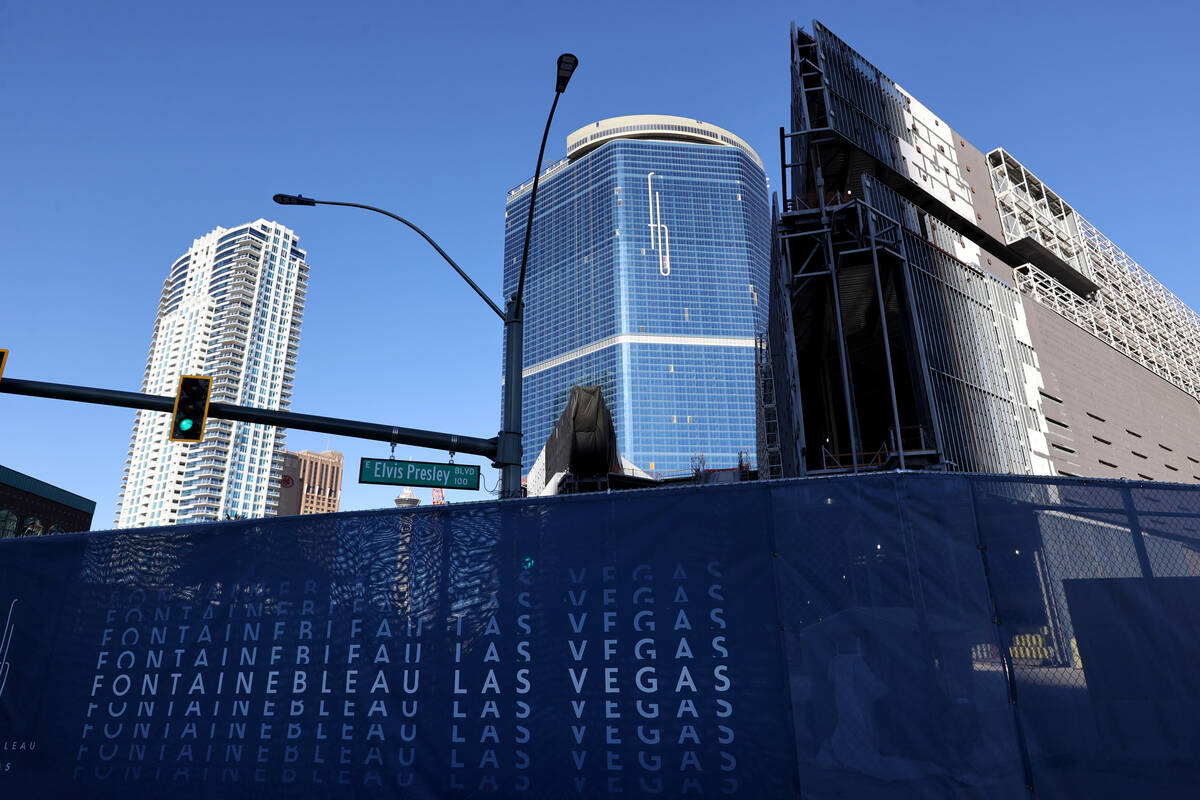 Las Vegas Strip exec buiding anew at Fontainebleau