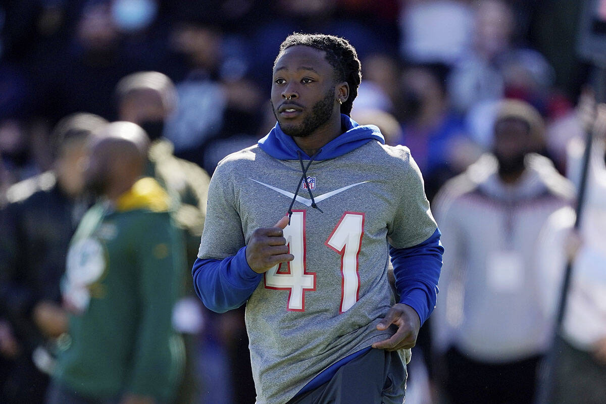 Alvin Kamara of the New Orleans Saints (41) runs during Pro Bowl NFL football practice, Saturda ...