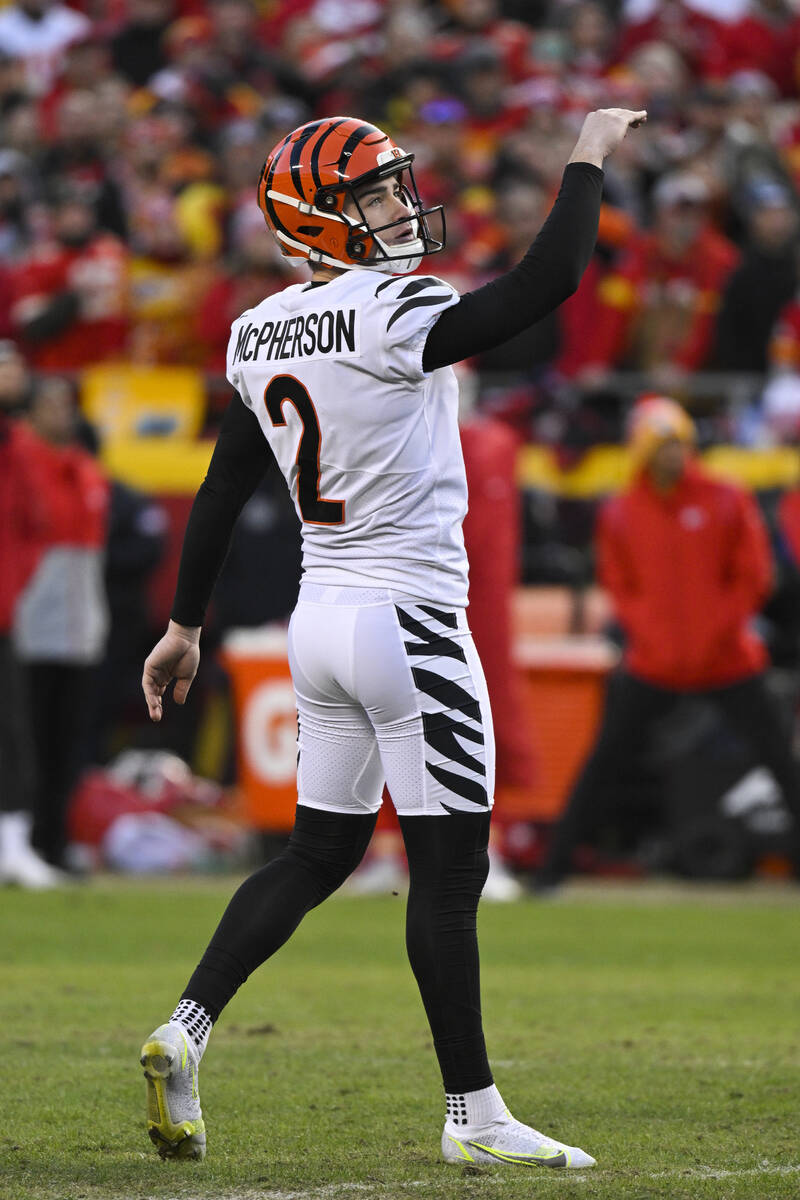 Cincinnati Bengals kicker Evan McPherson watches as his field goal gives the Bengals a 24-21 le ...