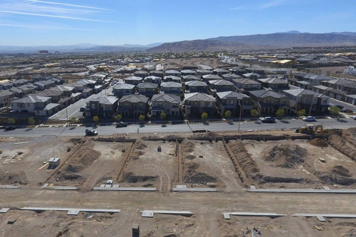 A new housing development is underway at Summerlin Parkway and 215 Beltway, on Wednesday, Nov. ...