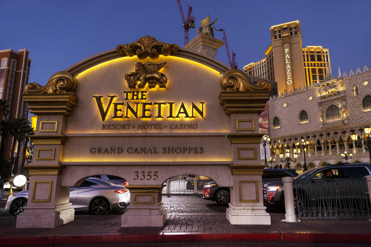 Venetian, Palazzo to remain open without layoffs, Sands says, Casinos &  Gaming