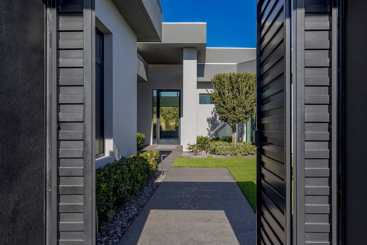 The entrance. (Rob Jensen Co)