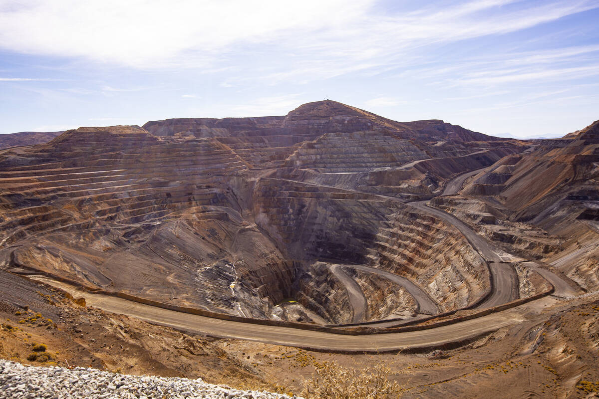 A view of an open pit mine at Nevada Gold Mines' Carlin operation. (Chase Stevens/Las Vegas Rev ...