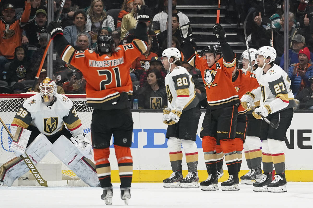 The Anaheim Ducks celebrate after right wing Jakob Silfverberg (33) scored during the first per ...