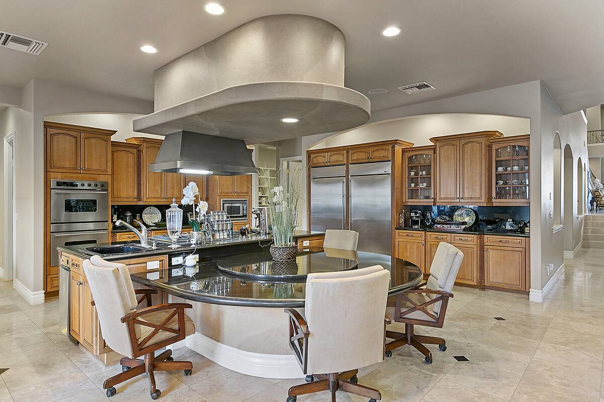 A Las Vegas mansion that pop star Michael Jackson once rented, seen here, is now listed for $9. ...