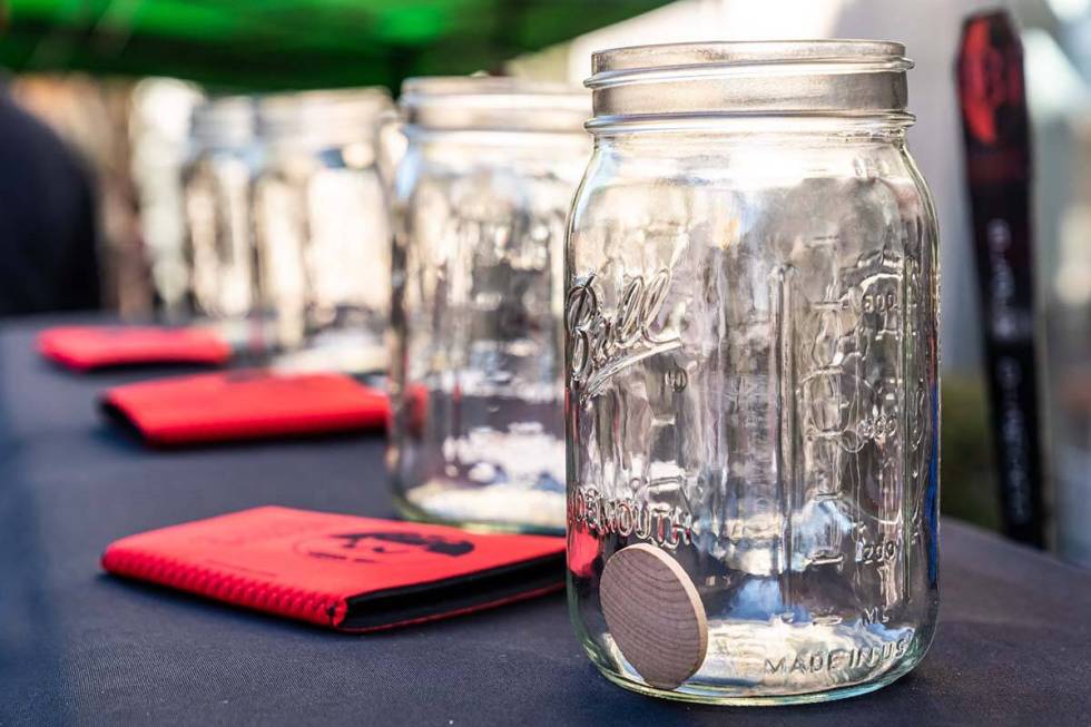 Pemandangan Baru "Minuman Terbaik" Craft Beer Festival berlangsung 19 Maret di Downtown Sum...