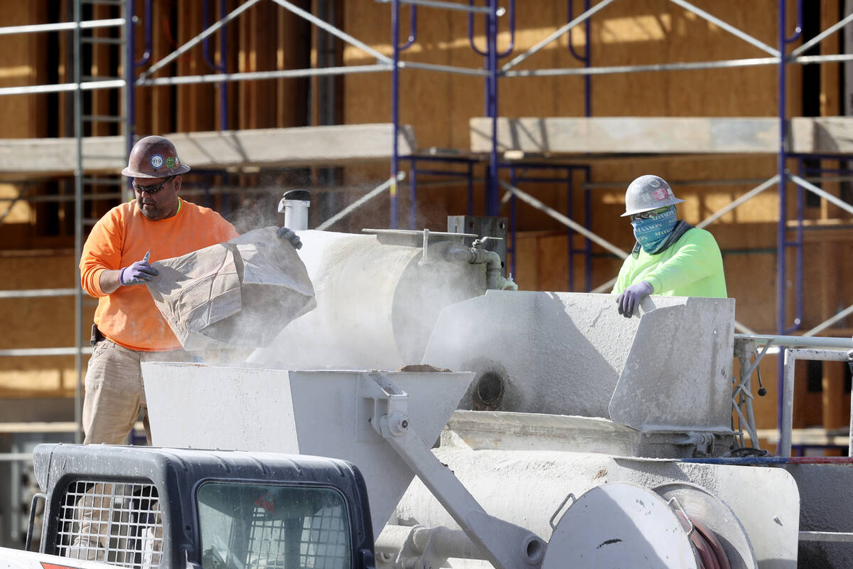 A crew works at the Maverick apartment complex under construction in the southwest Las Vegas Va ...