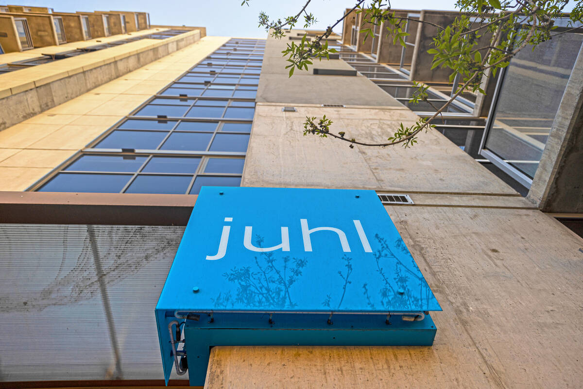 Juhl condominiums in downtown Las Vegas on Wednesday, March 23, 2022. (Benjamin Hager/Las Vegas ...