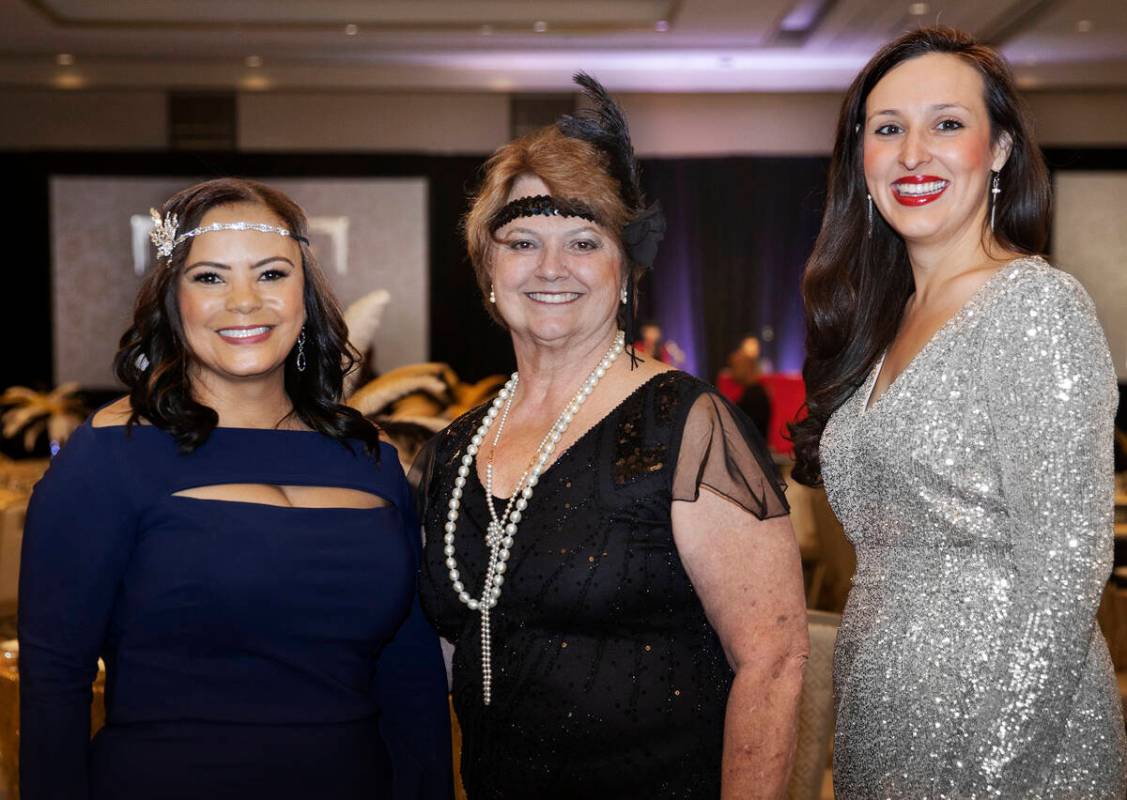 Clark County Manager Yolanda King, left, the Florence Lee Jones Humanitarian Award honoree, Lif ...