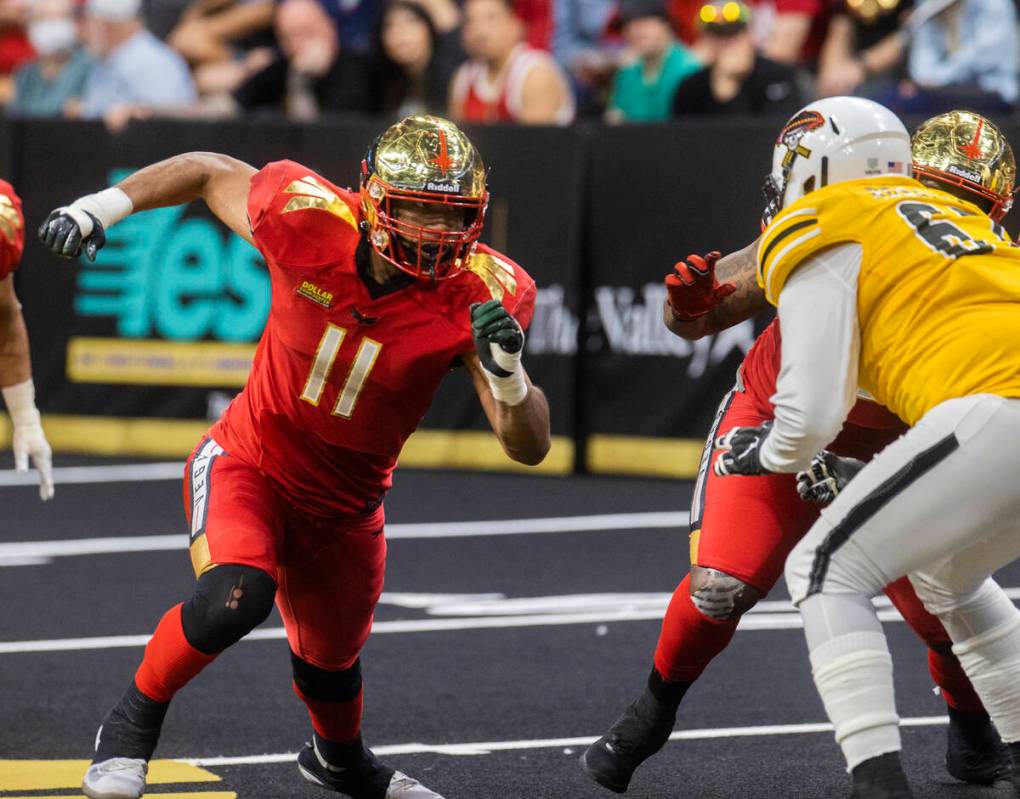 Vegas Knight Hawks defensive lineman Meffy Koloamatangi (11) pass rushes against Tucson Sugar S ...