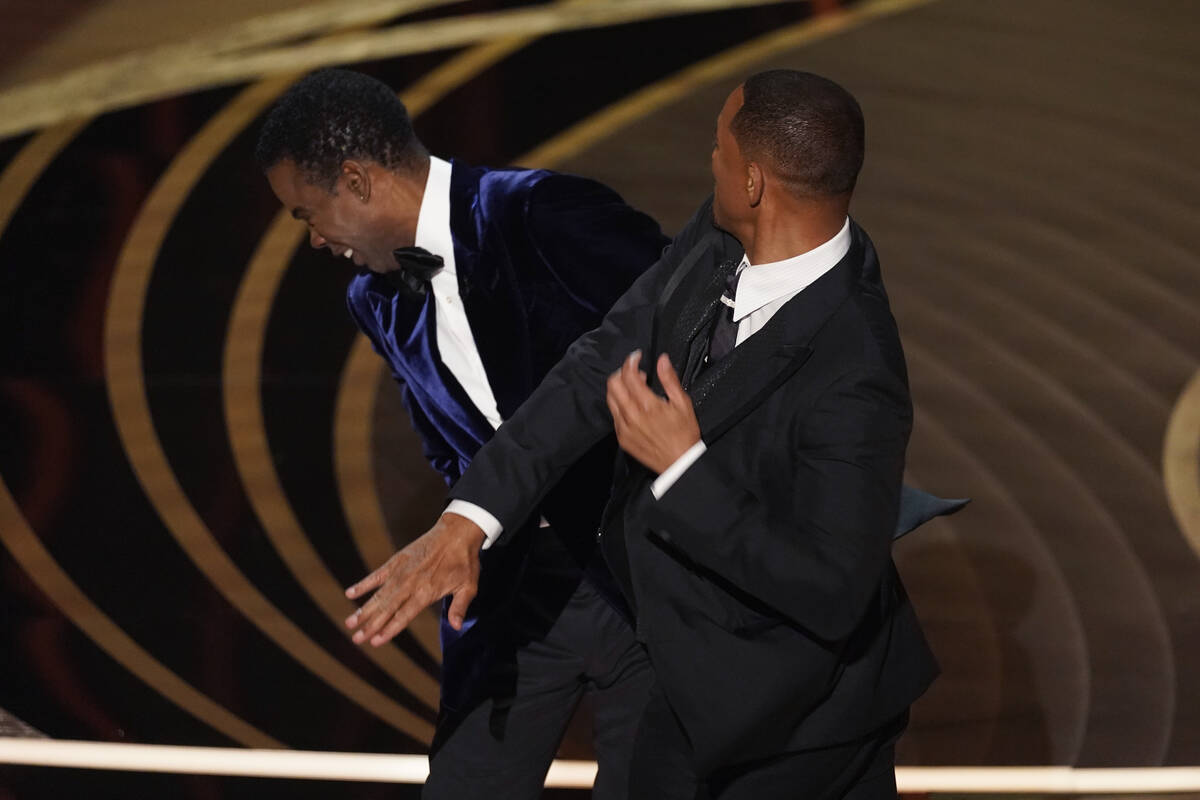 Tamparan Oscar Will Smith menunjukkan bahaya menyamakan ucapan dengan kekerasan |  VICTOR JOECKS