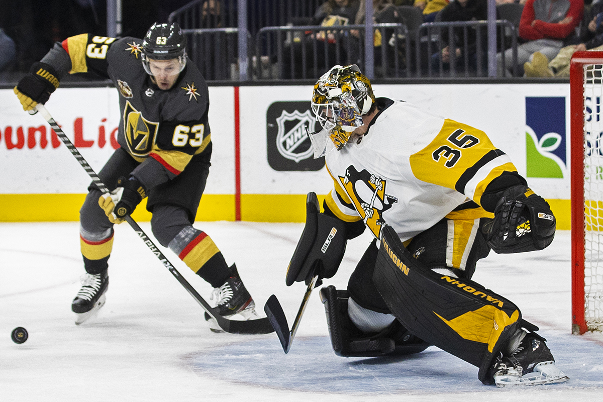 Perdagangan Evgenii Dadonov dari Golden Knights ke Ducks batal