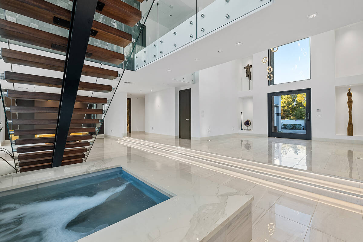 The entry. (Napoli Group)