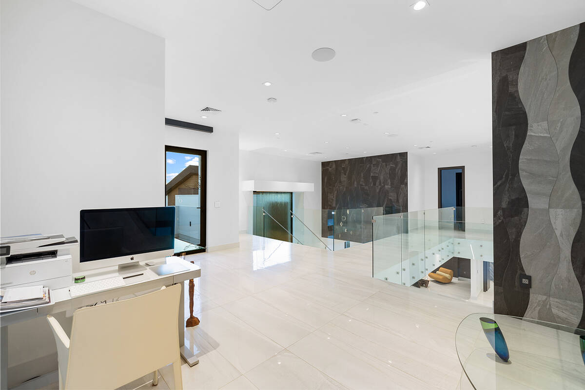 A second office. (Napoli Group)